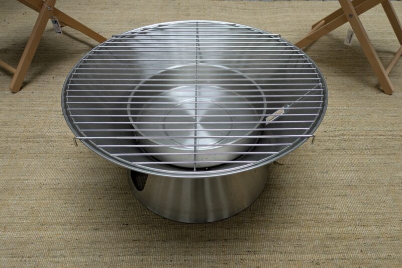 Outdoor Market Fire Pit von HAY