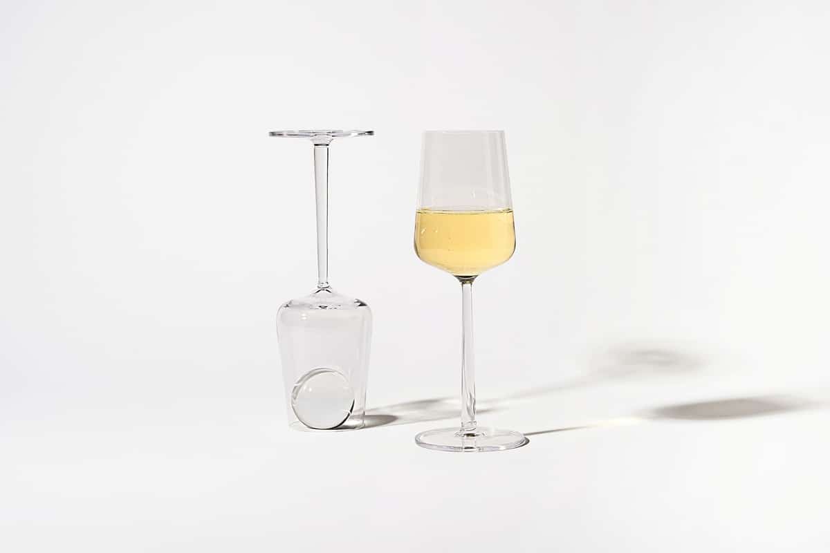 Iittala_Essence_W1_b Iittala Weißwein Gläser der Serie Essence