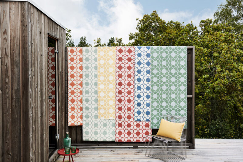 Pappelina Teppich Anya Farbübersicht