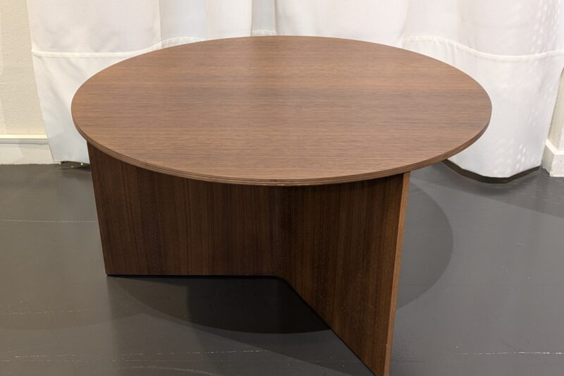 Summer Sale HAY SLit Table Walnuss