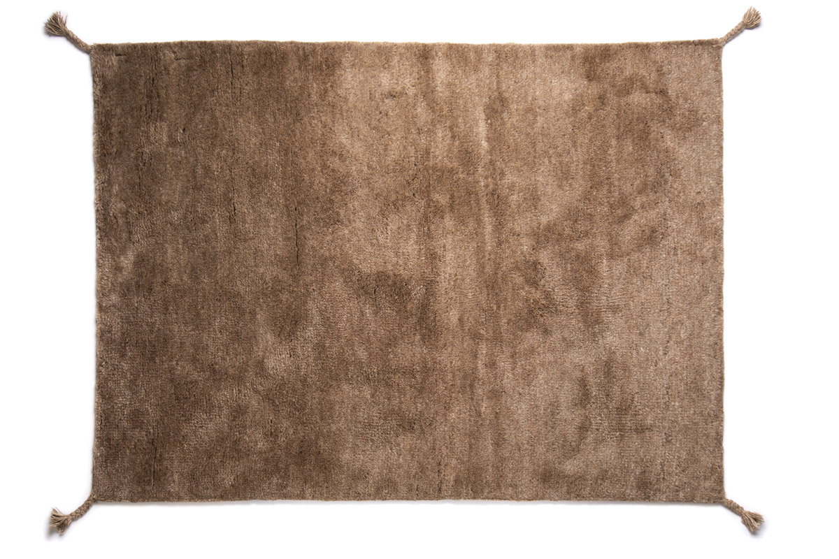 Uni_18500505_camel_2b Wollteppich Uni von Woodnotes in der Farbe camel