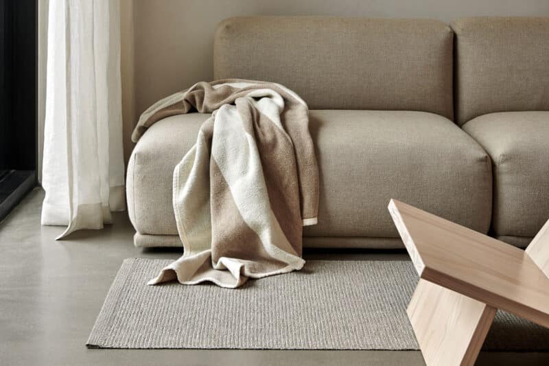 Pappelina Teppich Sam Farbe Dark Linen/Linen