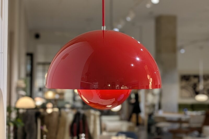 Hängeleuchte Flowerpot VP7 von &tradition in Vermilion Red